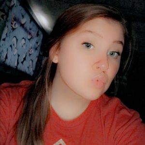 Meet your Posher, Karlee